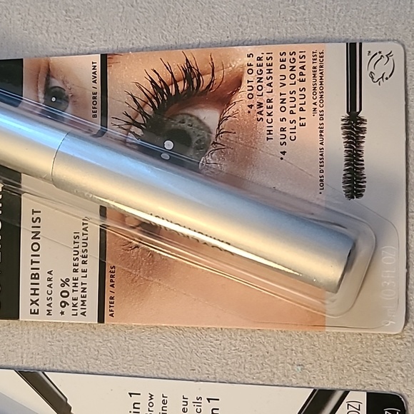 COVERGIRL MAKEUP BUNDLE OF 8 ITEMS - Picture 11 of 16